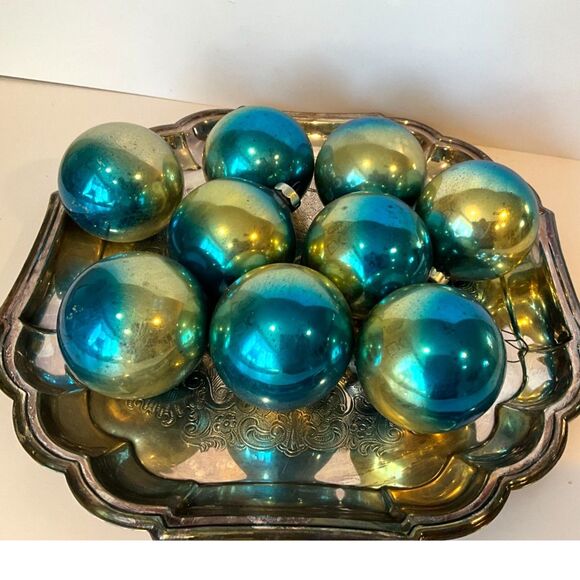 Vintage ombre Christmas balls; blue and silver 9 balls - Picture 3 of 3